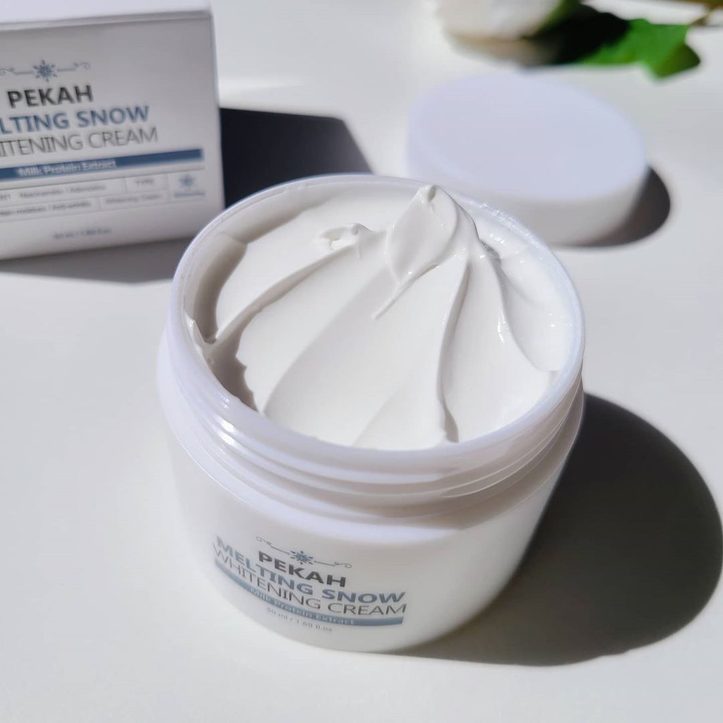 Kem Dưỡng Trắng Da Nâng Tone Pekah Melting Snow Whitening Cream 50ml