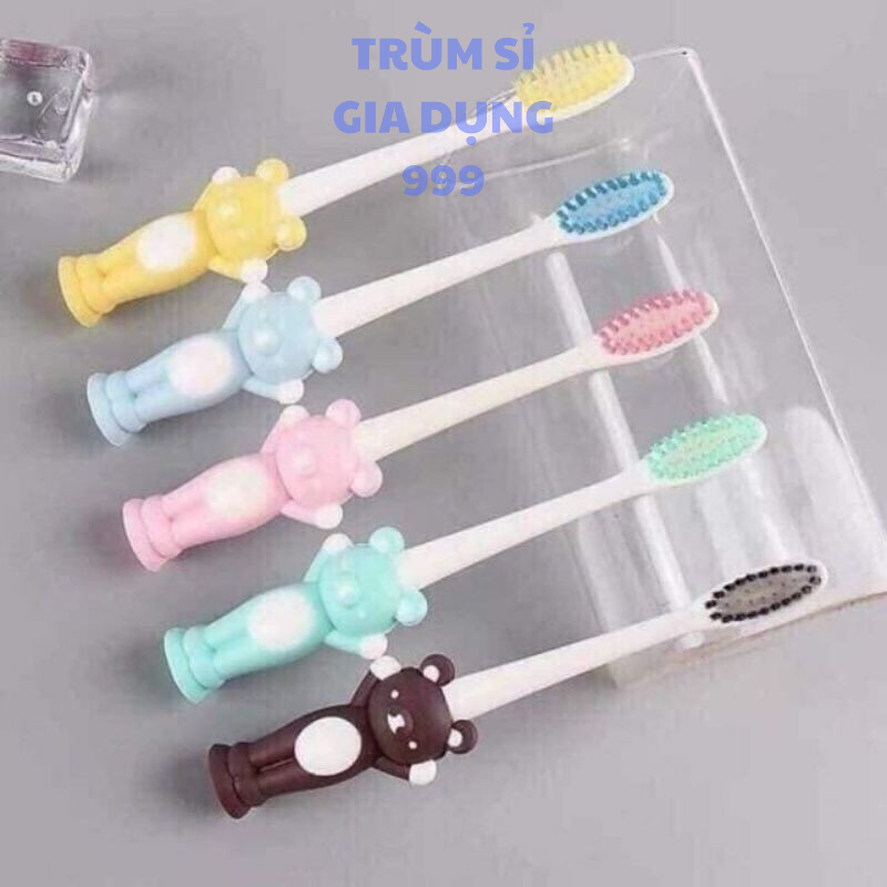 set 4 cây bàn chải đánh răng cho bé, túi 4 cây bàn chải đánh răng cho bé lông mềm có đế hít dính có túi zip như hình