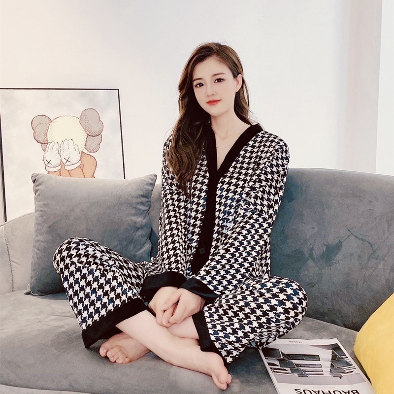 Bộ ngủ lụa dài tay T97 Bộ Pijama đồ mặc nhà chất liệu Lụa Satin phong cách Hàn Quốc | BigBuy360 - bigbuy360.vn