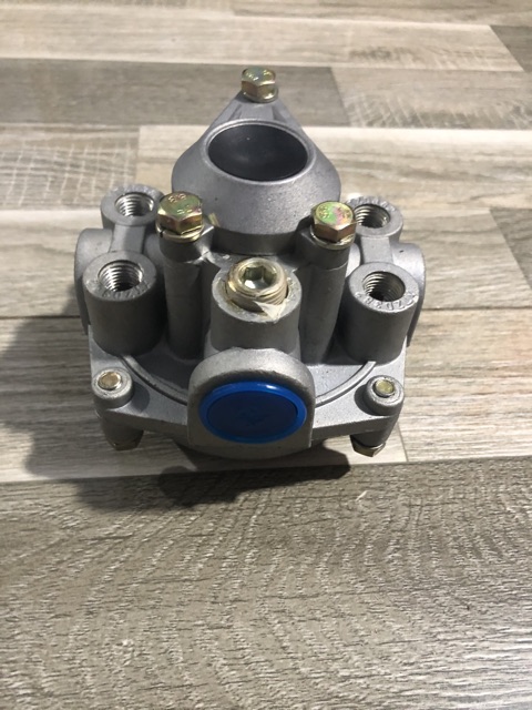 Sản phẩm gia đình làm: Combo 4 Chia hơi khẩn cấp đầu kéo ZJ382-TKL