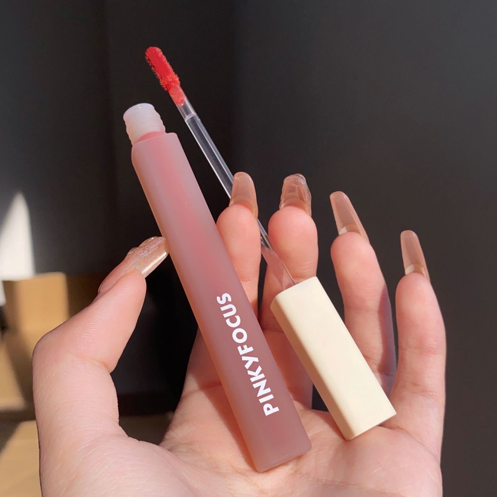 Son Bóng Dạng Lỏng Dưỡng Ẩm Chống Thấm Nước Colorlab YR
