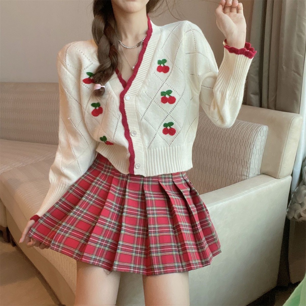 Bộ đồ UIOWOO gồm áo cardigan dài tay dệt kim và chân váy lưng cao xếp ly sọc caro phong cách ngọt ngào thời trang cho nữ