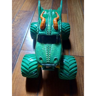 Mô hình xe monster jam, tỉ lệ 1:24