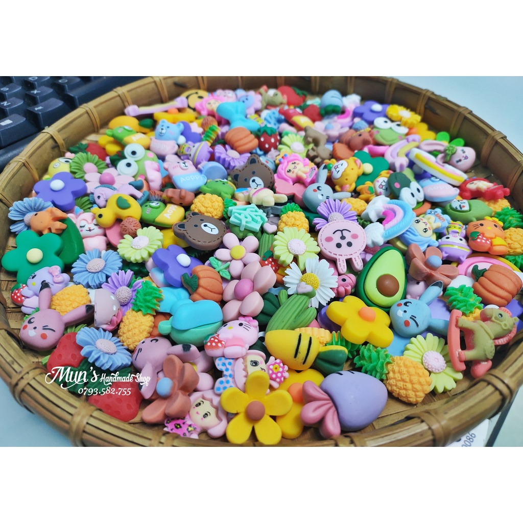 Set 10 charm theo 3 chủ đề