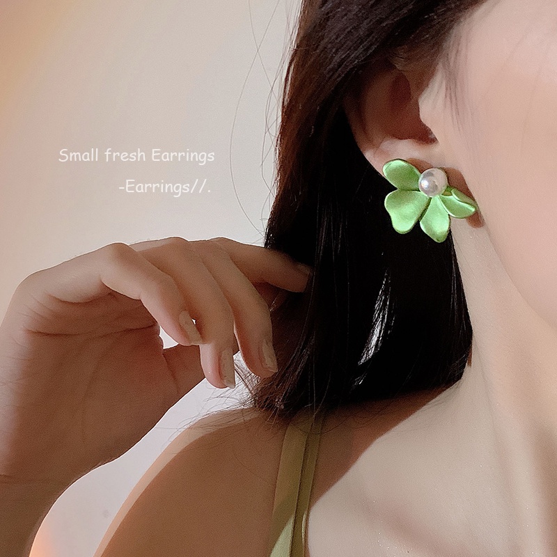 Khuyên Tai Dáng Dài Đính Đá Phong Cách Hàn Quốc Mới Cho Nữ