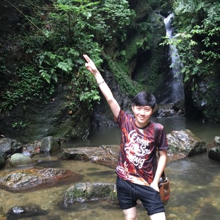 Áo "Buồn làm sao buông"