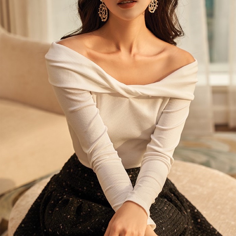 Áo len tăm OLV off shoulder size S new