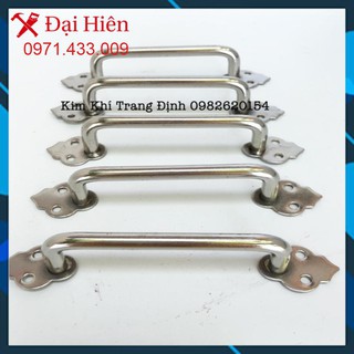 Tay nắm tủ inox uốn hoa văn