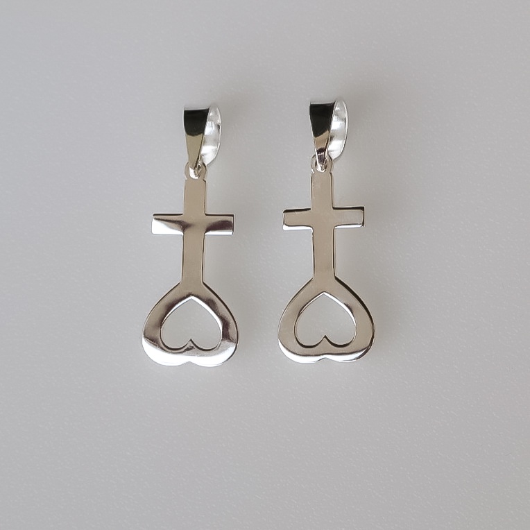 Mặt dây chuyền thiên tâm, dây chuyền dấu thiên tâm trái tim chữ thập chất liệu bạc 925 cao cấp T&TJewelry - MT1