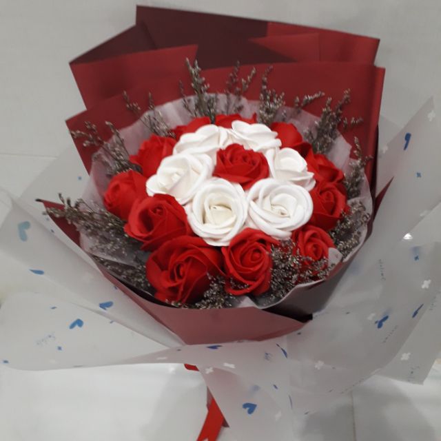 Hoa handmade
