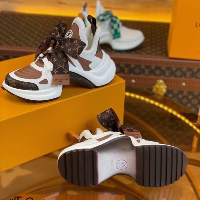 GIÀY LV WHITE BROWN NƠ LAI AU SC