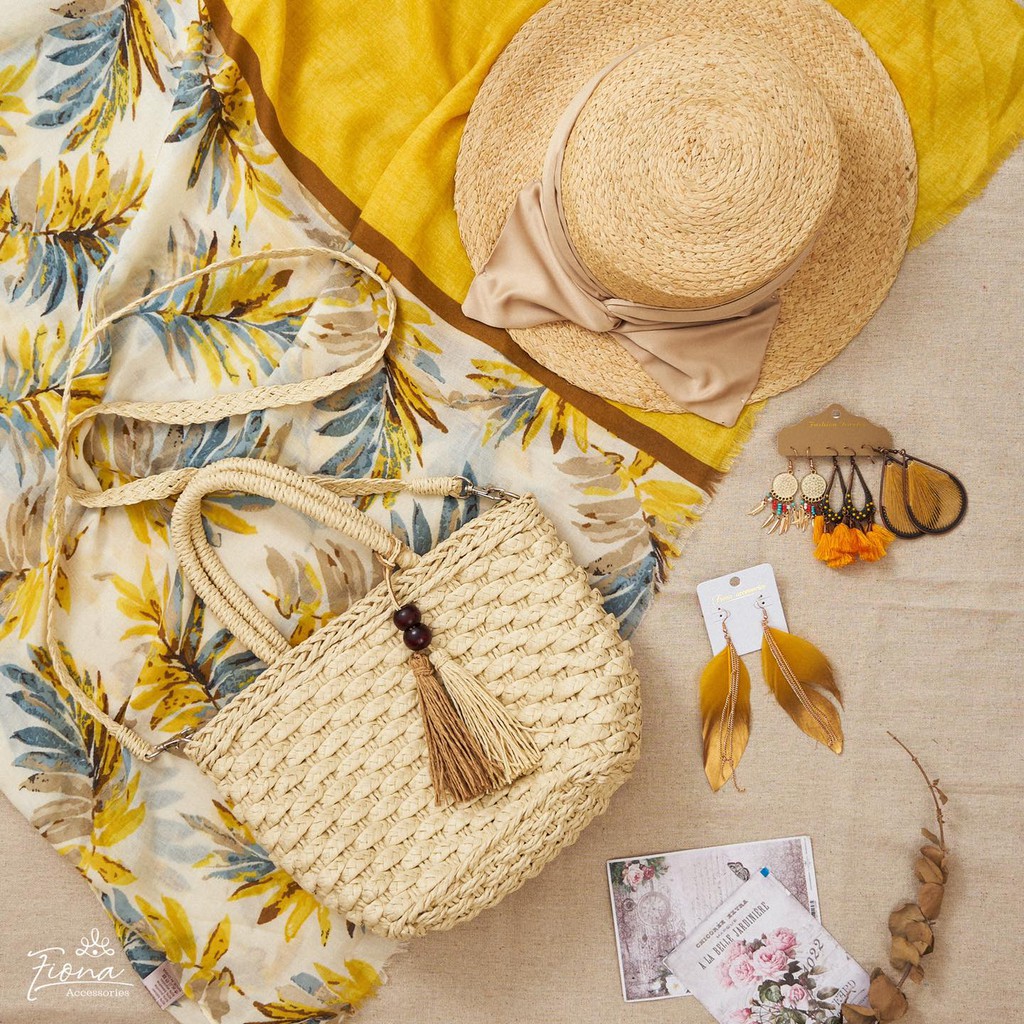 Túi cói túi đeo chéo nữ đi biển mùa hè màu be tua rua FIONA