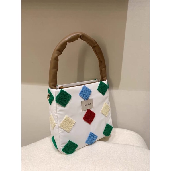 Túi 𝐂𝐡𝐢𝐨'𝟐𝐧𝐝 hoạt tiết nhiều màu