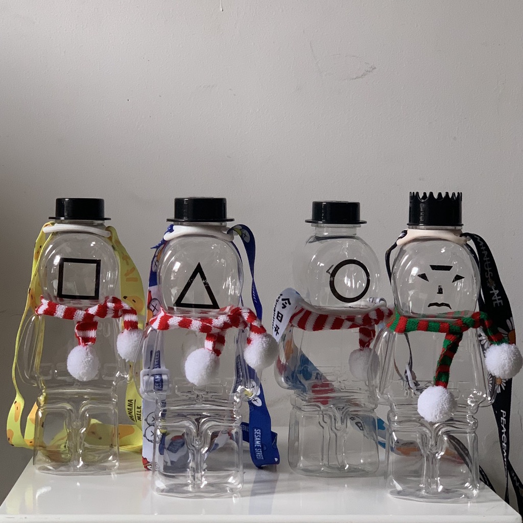 Chai nhựa PET đựng trà sữa 700ml hình thù đa dạng gấu Panda, kaws, bộ tứ Squid game, đầu lâu