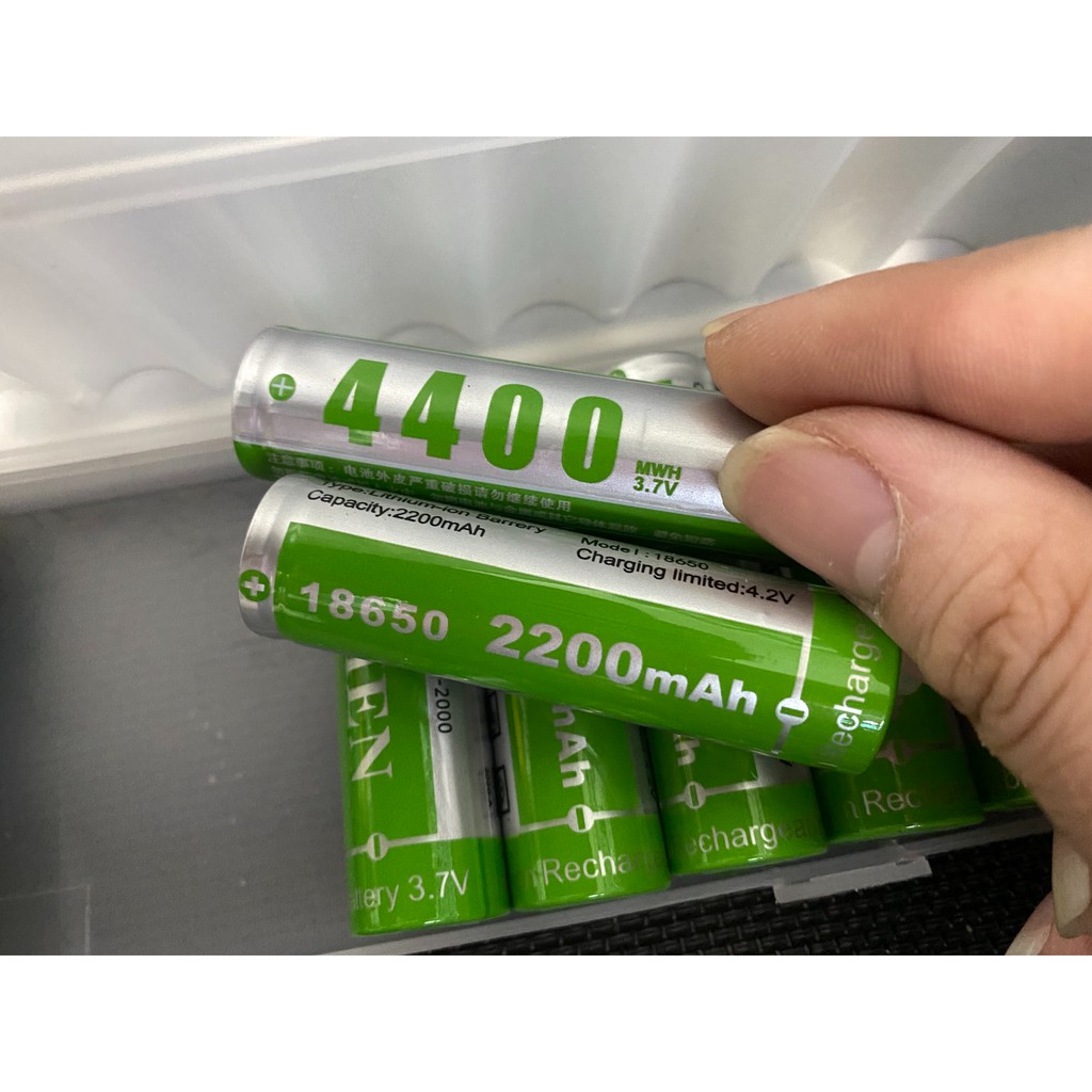 Pin + Sạc 18650 4.2V 2200mAh - 4400mah Lithium-ion ( loại đầu lồi cực + )