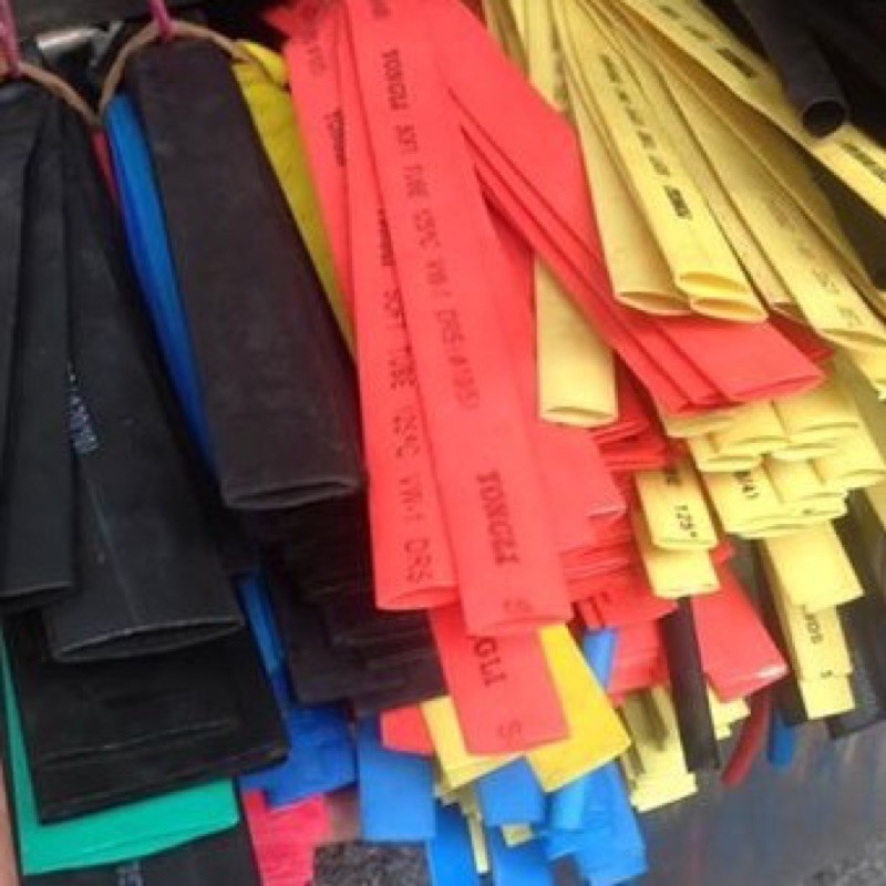 gen co nhiệt phi 10 màu , đỏ, đen. Báo giá 1 mét.