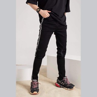 HOT TRỢ GIÁ QUẦN JEANS ĐEN ZIPPER KẺ TRẮNG PACSUN .