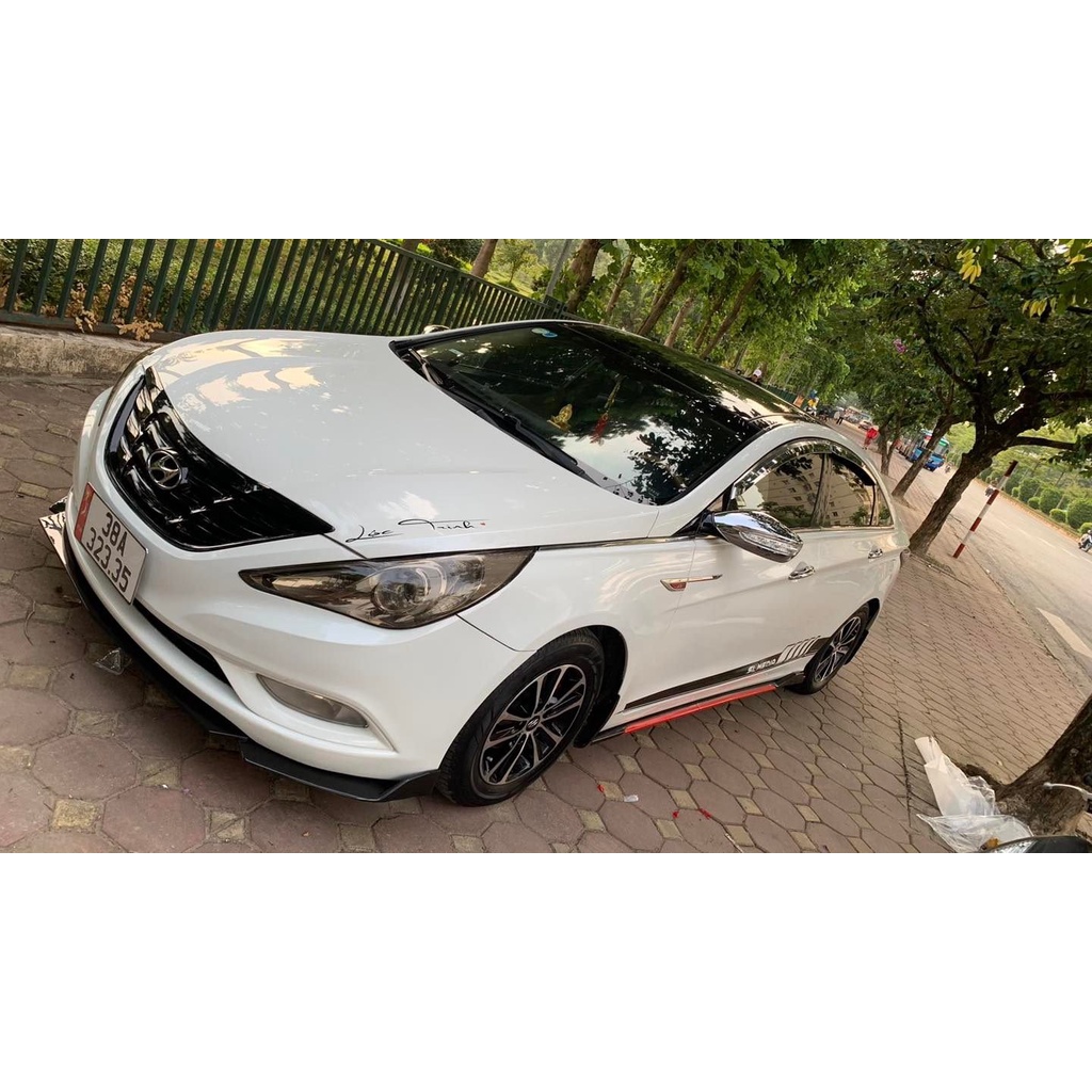 Ốp mang cá kim loại kiểu mới cho xe Kia Seltos HÀNG CAO CẤP