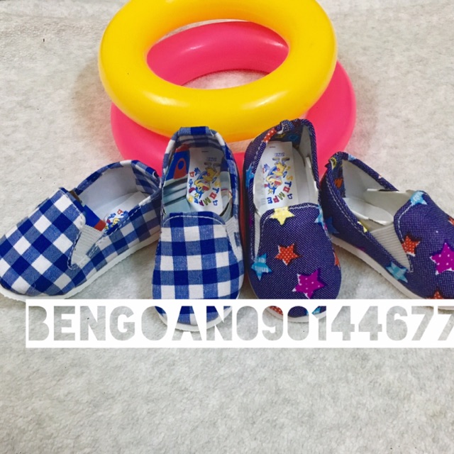 Combo 2 đôi giày tập đi slip-on 
