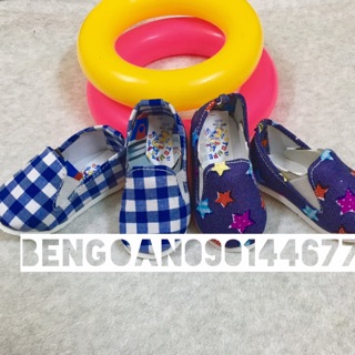 Combo 2 đôi giày tập đi slip-on