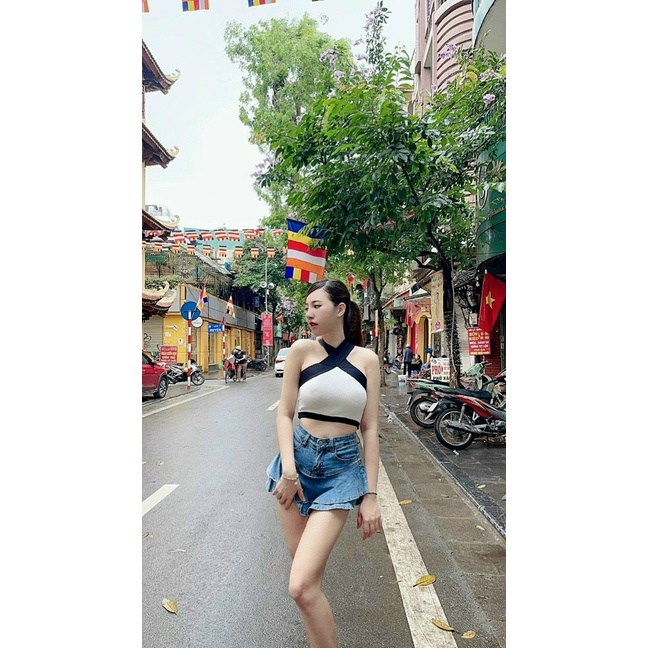 Áo thun kiểu nữ dáng croptop chất borip cổ yếm chéo viền màu xinh sexy