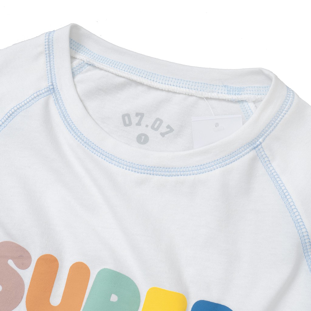 Áo thun &quot;Super Duper&quot; tay raglan