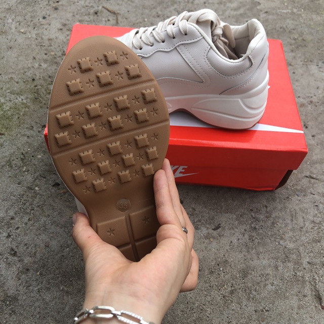 Guc đế nâu hàng Quảng Châu kèm ảnh thật