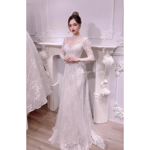 Áo dài dâu trắng xinh xinh nhẹ nhàng cho chàng thêm yêu.