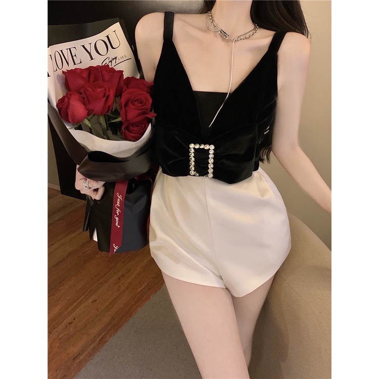 Set Áo 2 Dây Nơ Đá + Quần Short Trơn LSEOUL B1135 Trẻ Trung Cá Tính Năng Động