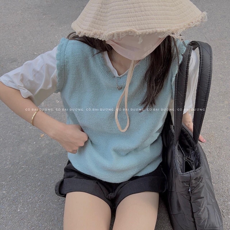 áo gile trơn cổ tròn cánh hoa 0996