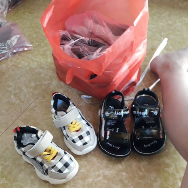 Combo 6 đôi bé 400k