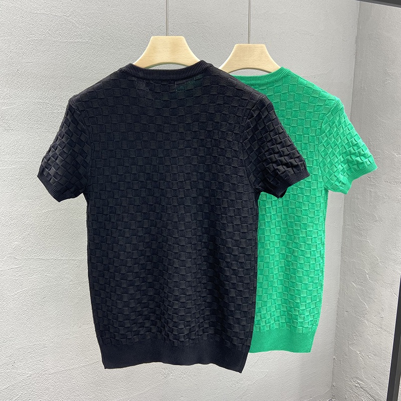 Áo sweater dệt kim cổ tròn tay lửng họa tiết kẻ sọc hình tam giác màu sắc tương phản thời trang mùa xuân 2022 cho nam