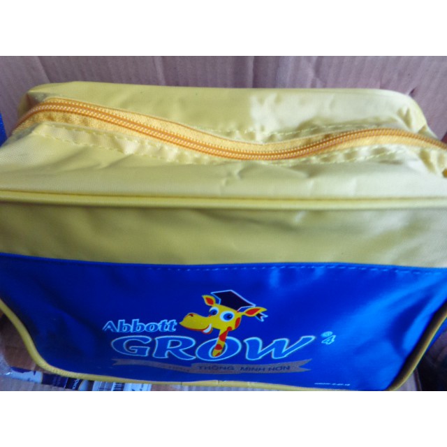 Túi đeo chéo cho bé