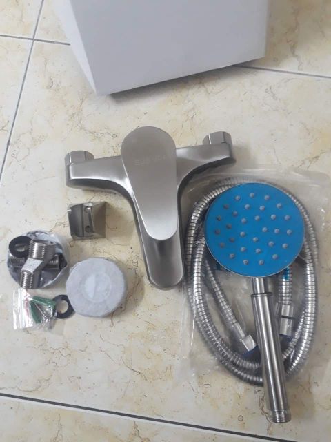 Vòi nước Củ sen tắm nóng lạnh inox 304, voi cu sen nong lanh