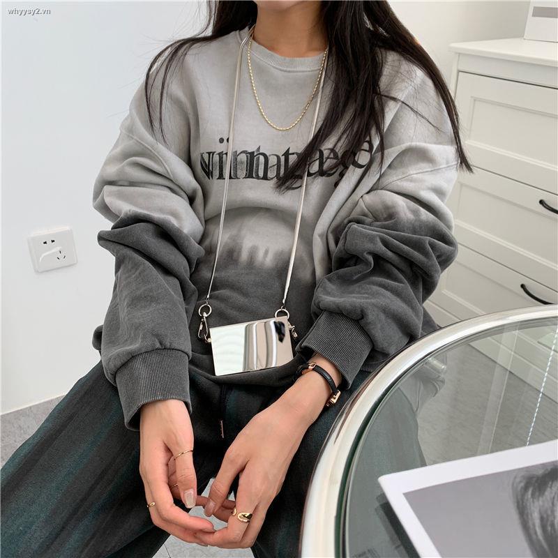 Áo Sweater Vải Nhung Dáng Rộng In Chữ Phối Màu Nhuộm Kiểu Retro Hồng Kông Thời Trang Thu Đông Cho Nữ