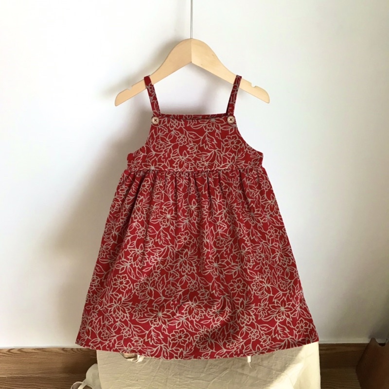 yếm nhung tăm cho bé. (phong cách vintage)