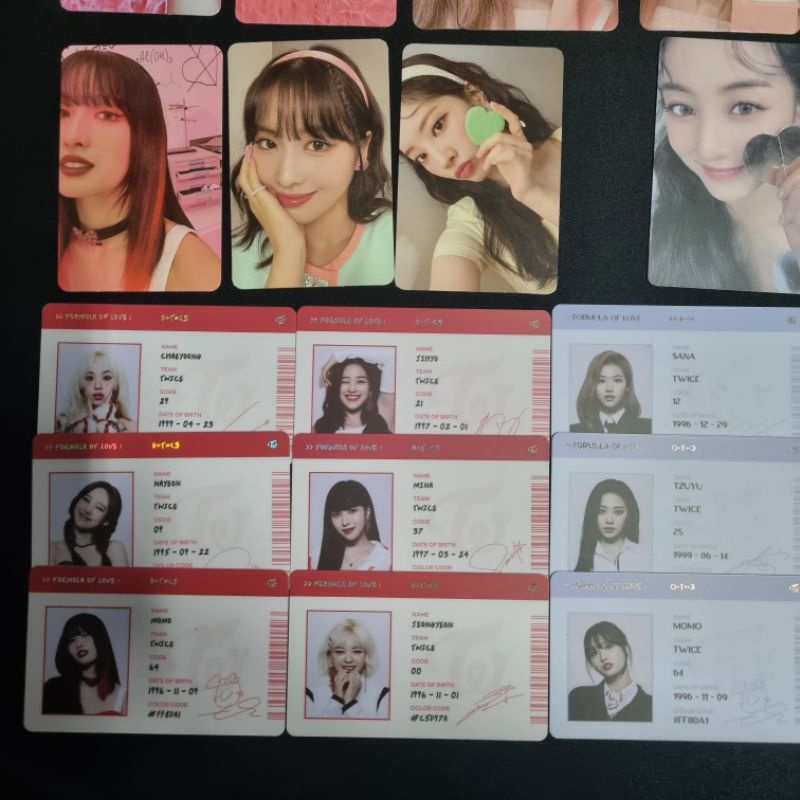 Ảnh thẻ card TWICE đợt album Formula Of Love