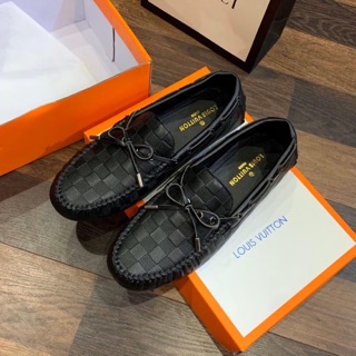 Giày lười nam LV thắt nơ dập vân chìm caro cao cấp - Giày Moca