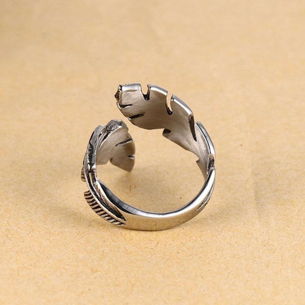 Nhẫn Kim Loại Hình Dáng Chiếc Lá Phong Cách Retro Thanh Lịch Dành Cho Nữ