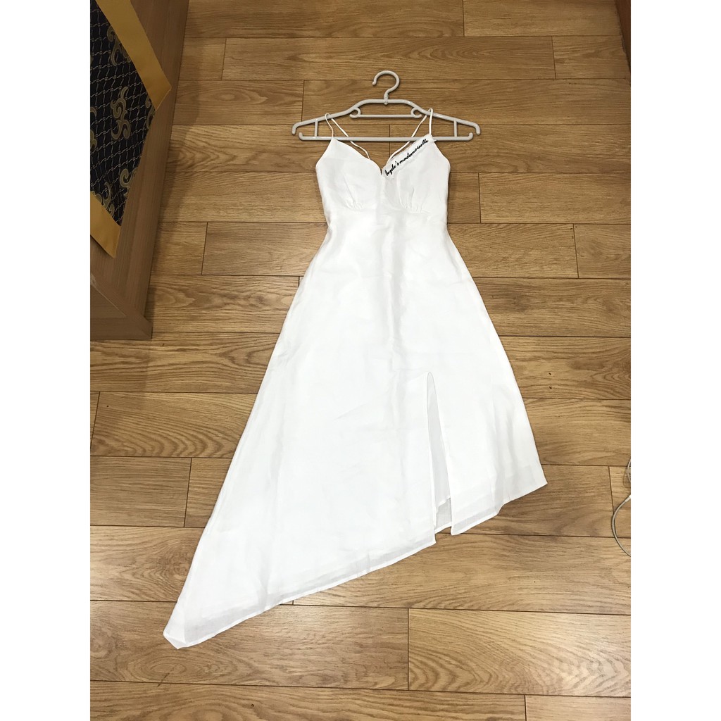 Váy Angele' Mademoiselle trắng Linen "xẻ tà 1 bên - dây đan xéo lưng"