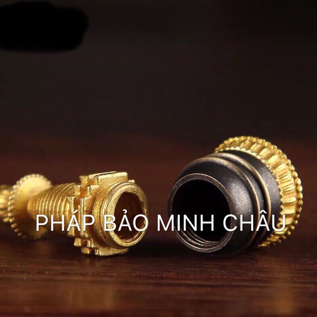 Tháp Katang đeo cổ đồng