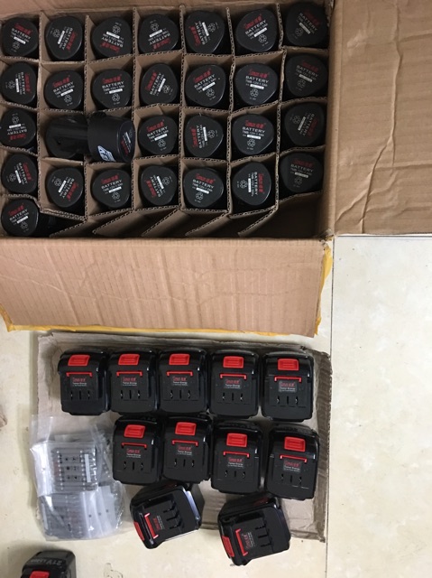 Pin máy bắt vít cầm tay