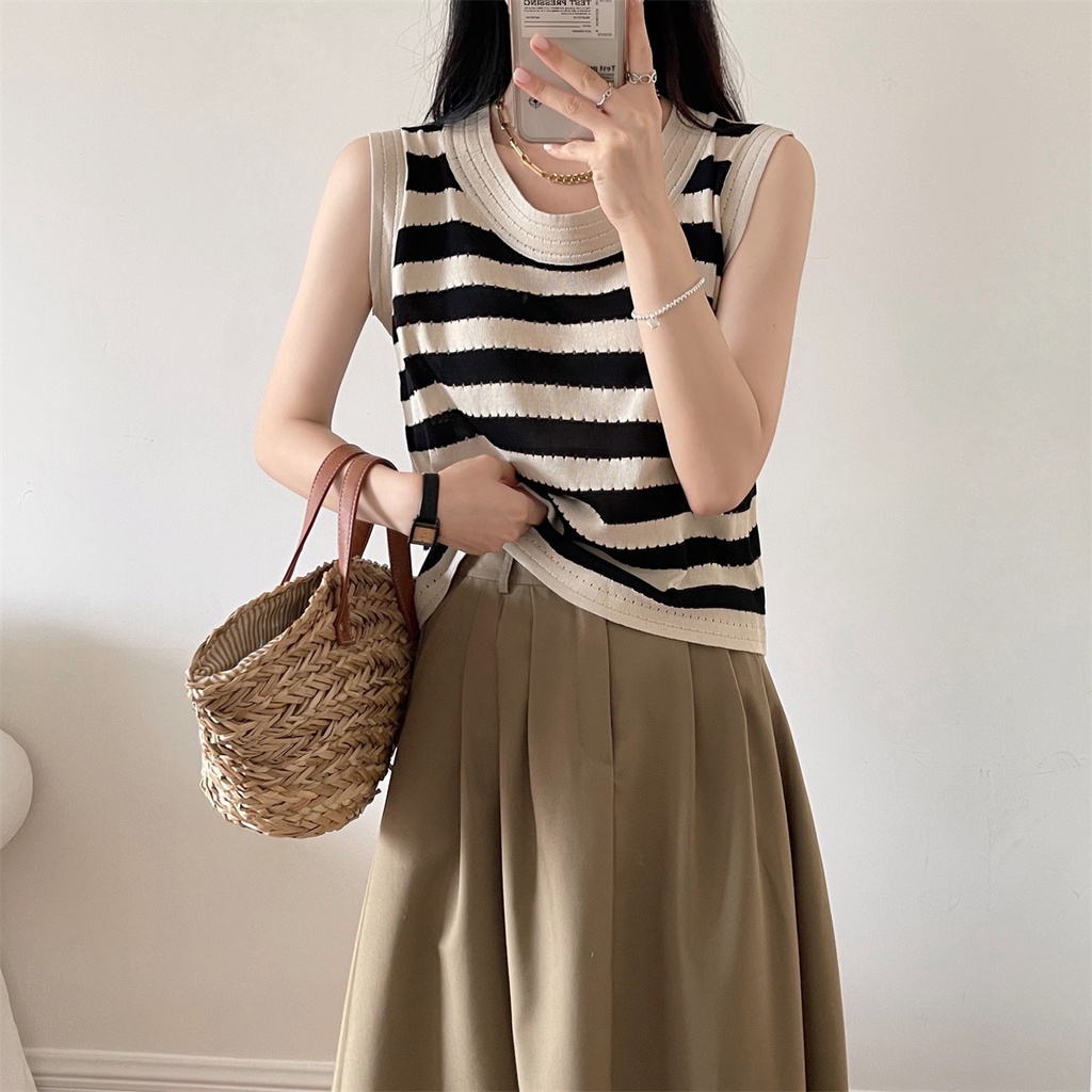 Áo Ba Lỗ Dáng Rộng Họa Tiết Kẻ Sọc Trắng Đen Thời Trang 51801