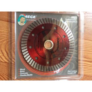 Đá cắt gạch da năng Omega siêu sin