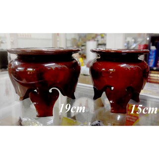 Đôn gỗ chân cao đặt tượng thờ