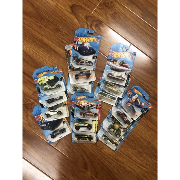 Mô hình hotwheels tỷ lệ 1:64 malaysia