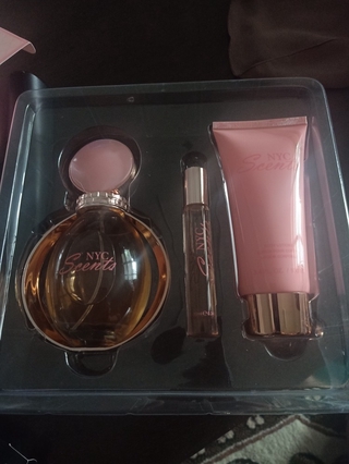 [3 in 1] Set nước hoa và sữa dưỡng thể NYC Scents