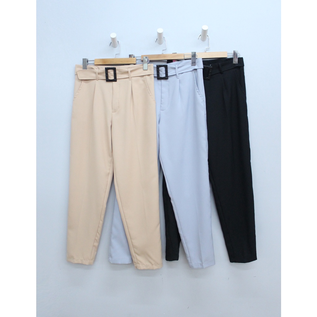 Q8790 - Quần tây Zara Basic kèm thắt lưng kiểu, trơn