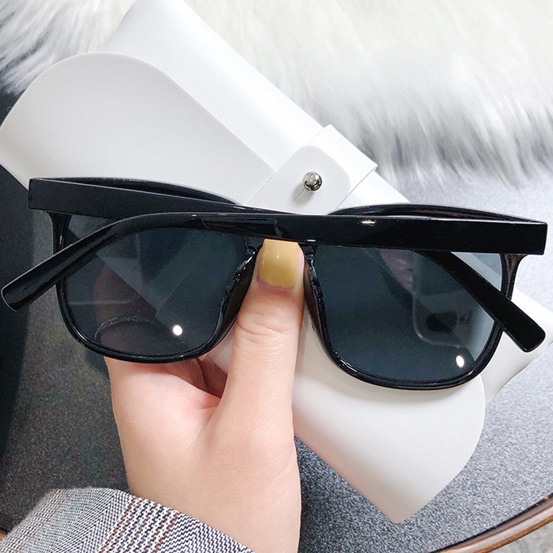 Kính Mát Gọng Vuông Chống Tia UV400 Thời Trang
