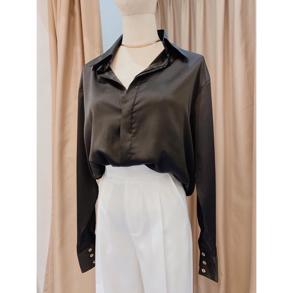 SISTERSISTER - Áo sơ mi lụa nút kim loại Tiffany